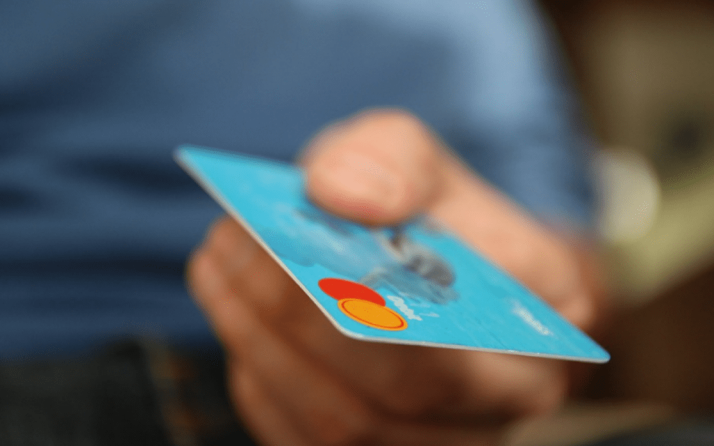 O cartão consignado Cetelem é uma ótima opção de crédito para aposentados e pensionistas do INSS. (Fonte: reprodução/Pixabay)