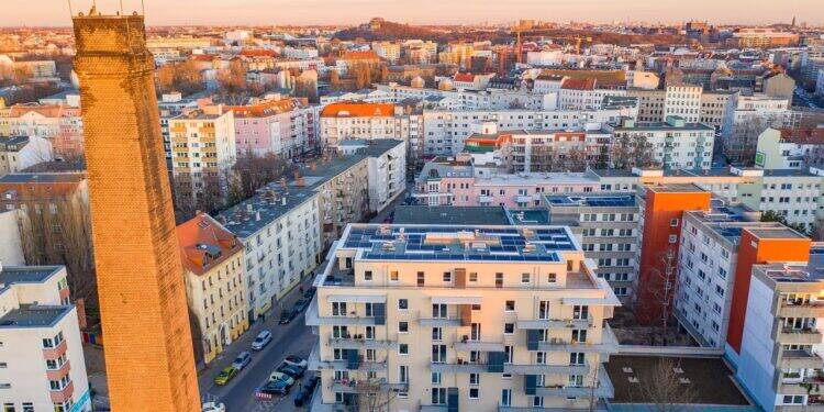 Brasil registra temperaturas de até 47°C em novembro: construções sustentáveis podem ser a solução solar 4867218 1280 1