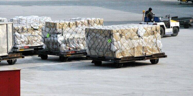 Luandre tem 80 vagas para auxiliares de logística em Betim (MG) 16 vaga-auxiliar-logistica