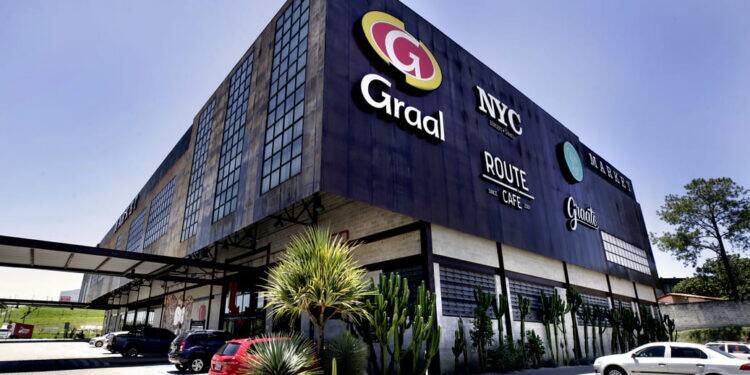 Rede Graal investe em estações de recarga ultrarrápidas para veículos elétricos 14 Graal-Market-Dutra-01