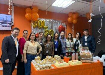 Times-GOL-e-GRU-AIRPORT-20-anos-GOL-GRU