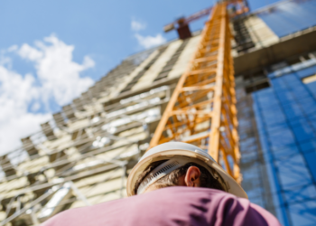 Demanda por máquinas para construção deve aumentar em 2024