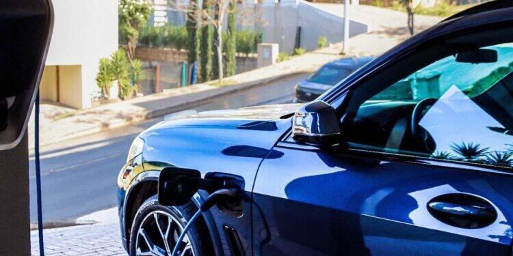 Estrutura para carros elétricos impacta projetos de imóveis