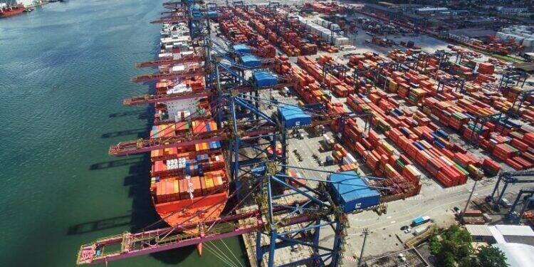 Santos Brasil integra o ISE da B3 pelo segundo ano seguido 16 Santos Brasil integra o ISE da B3 pelo segundo ano seguido