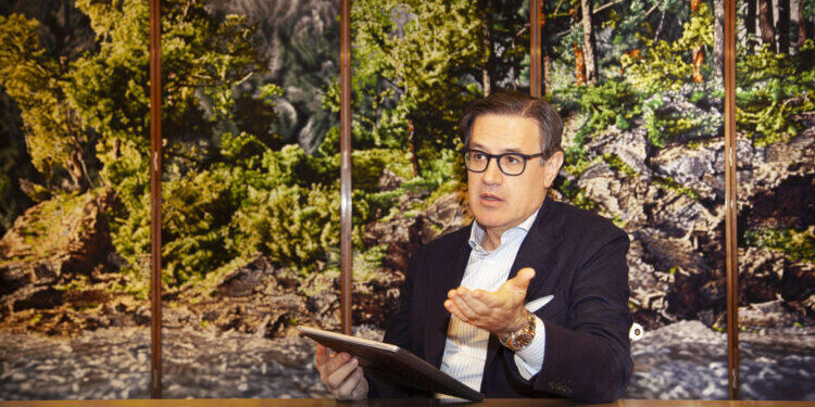 Morre sócio fundador e presidente executivo da LLYC