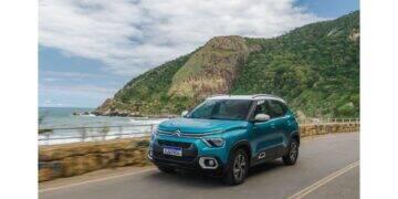 Citroën encerra 2023 com desempenho sólido nas vendas e prateleiras repletas de prêmios 1 citroen-premio-foto-divulgacao (1)