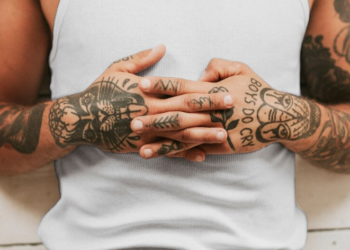 Local da tatuagem pode influenciar na dor e cicatrização
