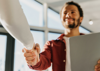 Privacy Tools firma parceria com SinapseTech oferecendo soluções para LGPD e GRC