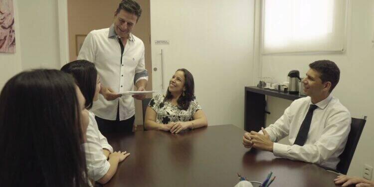 Coworking reduz custos e beneficia economia local