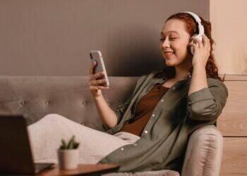 Streaming lidera consumo de música no Brasil e no mundo