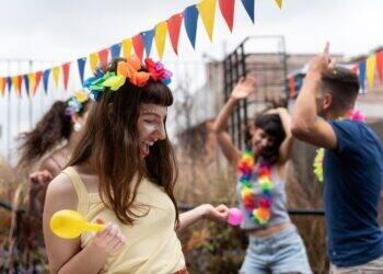 Carnaval 2024: Salvador espera mais de 1 milhão de turistas