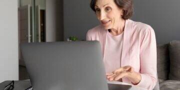 Aposentadoria para enfermeiros tem regras específicas