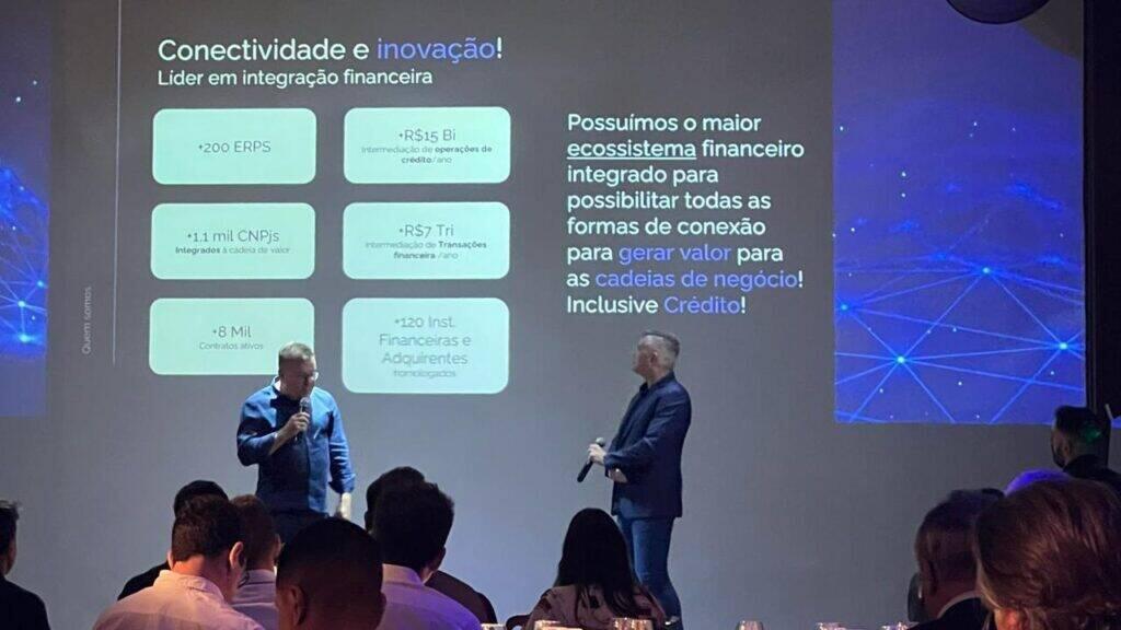 Empresas de tecnologia e serviços financeiros firmam acordo