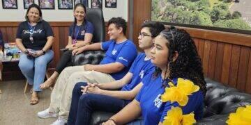 Ação leva curso pré-vestibular gratuito a jovens de Maringá