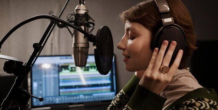 Dubladores pedem pela regulamentação do uso de IA no país