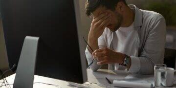 Estresse e Síndrome de Burnout acometem brasileiros