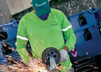 Manutenção de contentores promovem  a gestão de resíduo