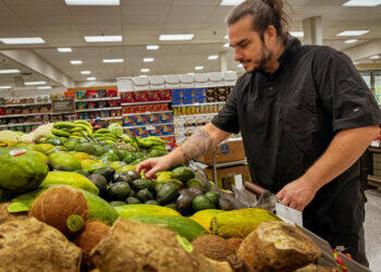 Chefs encontram variedade de ingredientes frescos em SP