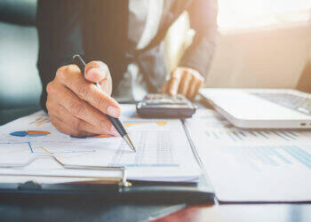 Gestão financeira mal executada pode prejudicar pequenas empresas