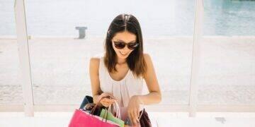 Turistas gastam valor recorde no país em 2023, diz governo