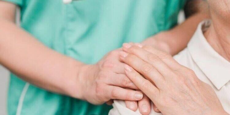 Níveis de cuidado são necessários para promover e restabelecer a saúde 16 Níveis de cuidado são necessários para promover e restabelecer a saúde