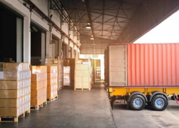 Ano de 2024 inicia com aumento por soluções em armazenamento no setor logístico