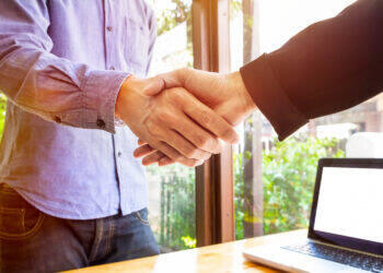 Wyda firma parceria com growPack para cooperação sustentável