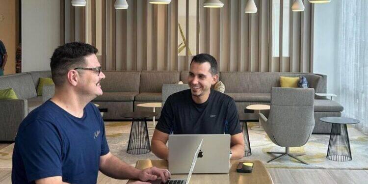 Agência DIVIA abre escritório em Orlando nos Estados Unidos