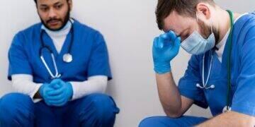 Erros médicos geraram 12% das internações na UTI do HC de SP