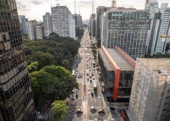 Empresa explica as vantagens da terceirização em condomínios