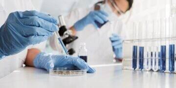 APIS VIDA lança Nanoprópolis desenvolvida com a USP 3 APIS VIDA lança Nanoprópolis desenvolvida com a USP