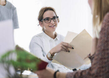 Sintelmark abre 500 vagas de emprego com foco no público LGBTQIA+