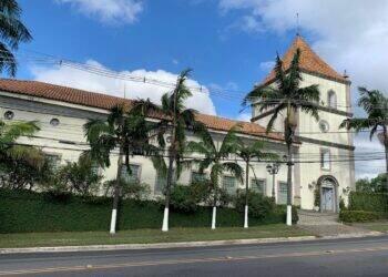 Mansão Réplica do Pateo do Collegio abre suas portas para visitação e leilão