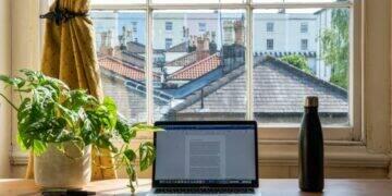 Trabalhar de casa deixa pessoas mais felizes, diz pesquisa