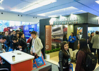 Feira EBS 2024 foca em atualização e negócios no mercado de eventos