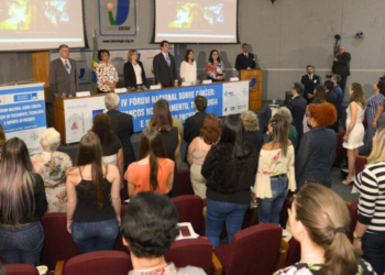 Brasil debate avanços no tratamento e suporte ao paciente oncológico