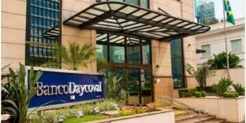 Banco Daycoval lança programa de trainee para área comercial 3 Banco Daycoval lança programa de trainee para área comercial