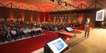 ExpoGestão reúne 80 palestrantes e 6 mil empresários em SC