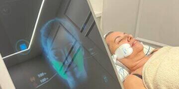 Nova tecnologia trata a flacidez facial sem uso de agulhas 3 Nova tecnologia trata a flacidez facial sem uso de agulhas