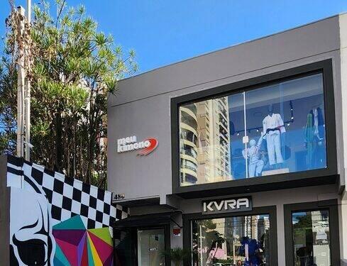 Varejista de kimonos abre loja física após 13 anos on-line 16 Varejista de kimonos abre loja física após 13 anos on-line