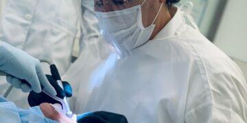 Reabilitação oral contribui para a saúde e bem-estar