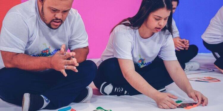 Grupo Gazin realiza campanha Pintando o 7 em prol das Apaes