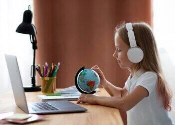 Inteligência Artificial vira aliada à educação bilíngue