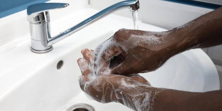 PPPs transformam comunidades sem tratamento de esgoto 16 PPPs transformam comunidades sem tratamento de esgoto