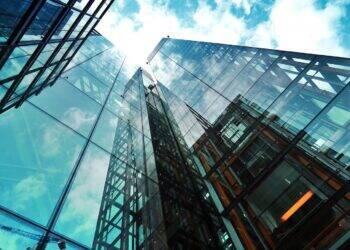 Cinco práticas seguras para implementar redes na nuvem