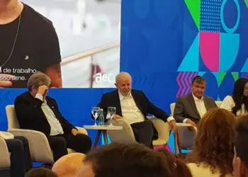 Presidente-Lula-prestigia-inauguracao-de-nova-unidade-da-AeC-Contact-Center
