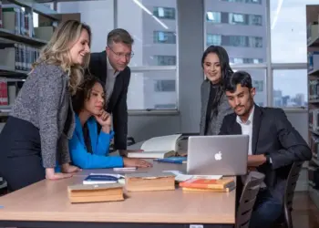 Gestão de conflitos é uma das saídas para a redução dos custos das empresas