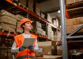 Black Friday impulsiona mercado logistíco e ID Logistics Brasil abre 2200 vagas de emprego