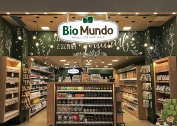 De vendedor porta a porta a CEO de uma rede de produtos naturais que fatura mais de R$ 250 milhões por ano