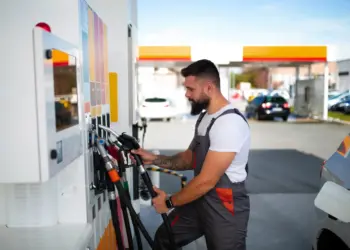 Shell, Stix e Livelo se unem para facilitar pagamento de abastecimento com pontos